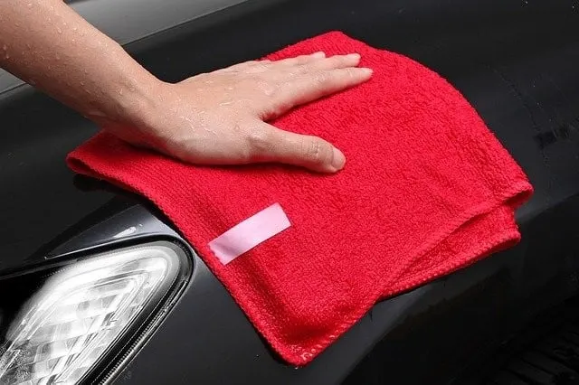 What Is the Difference Between Car Polish and Car Wax? - Ready To DIY