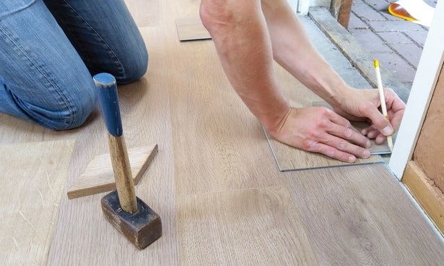 Lay Vinyl On Laminate Can You Should, Can You Install Sheet Vinyl Over Laminate Flooring
