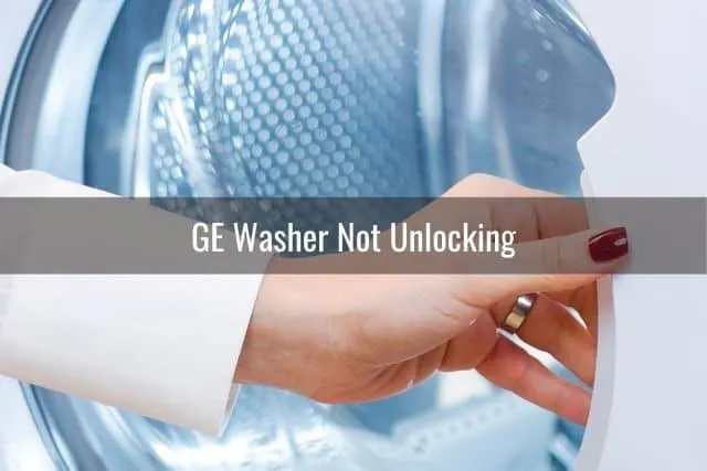 Hand opening washing machine door