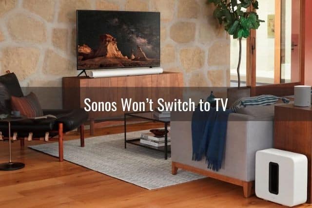 Living room with speakers and subwolfer