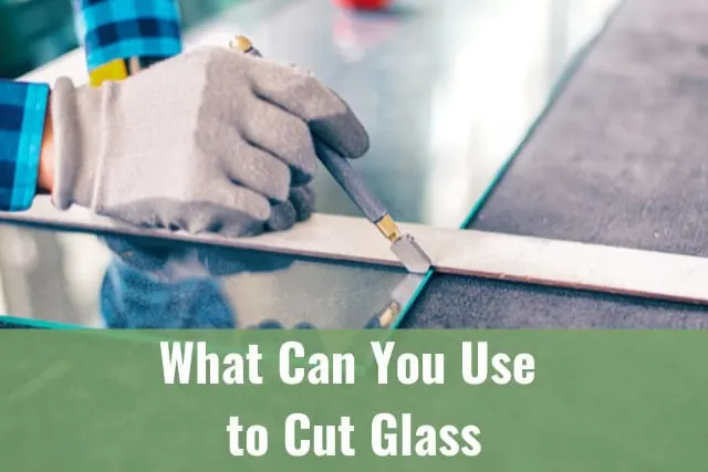 Man cutting the glass