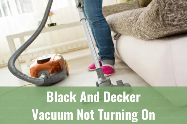 Cleaning the floor using Vacuum