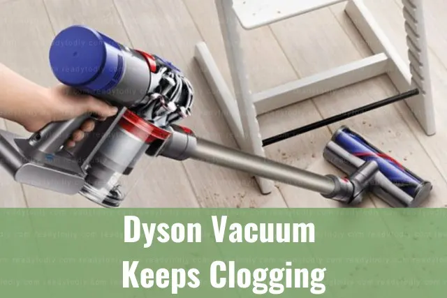 Cleaning the floor using Vacuum