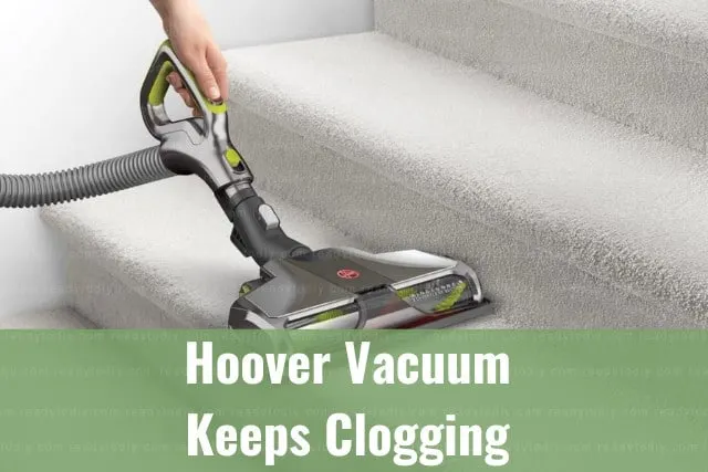 Cleaning the floor using Vacuum