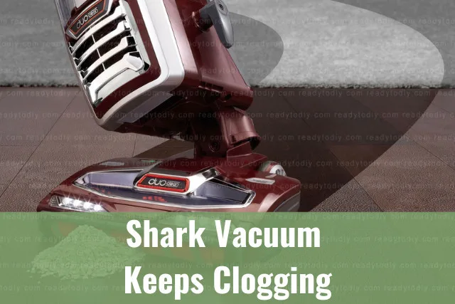 Cleaning the floor using Vacuum