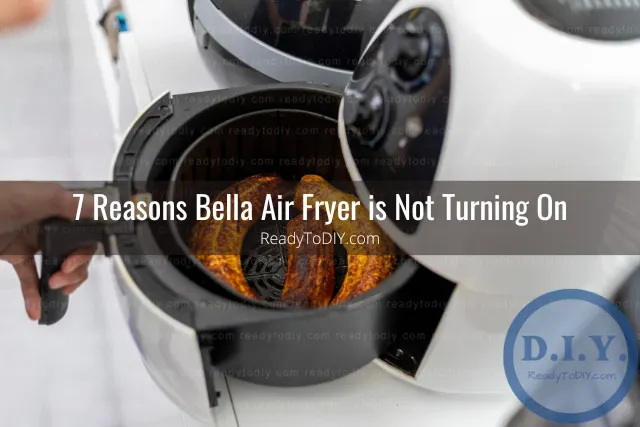 Air fryer with food inside